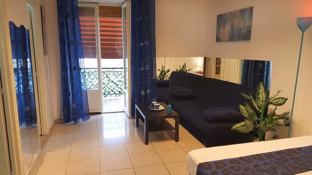 Studio, 1 Bedroom, Smoking, Balcony