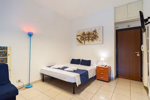 Studio, 1 Bedroom, Smoking, Balcony