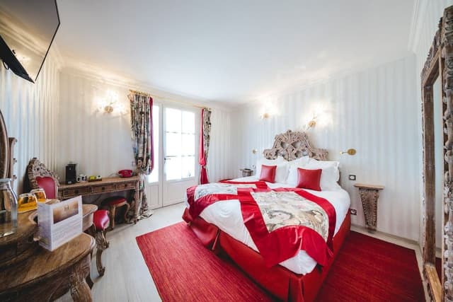 Classic Room, Garden Area
