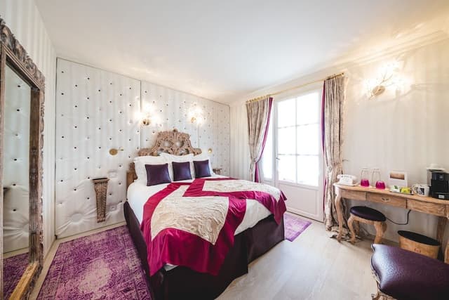 Classic Room, Garden Area