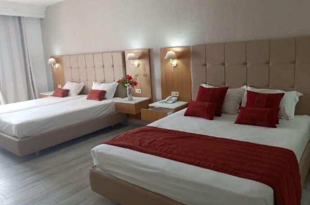 Habitación Family ( 2 adult + 2 child )