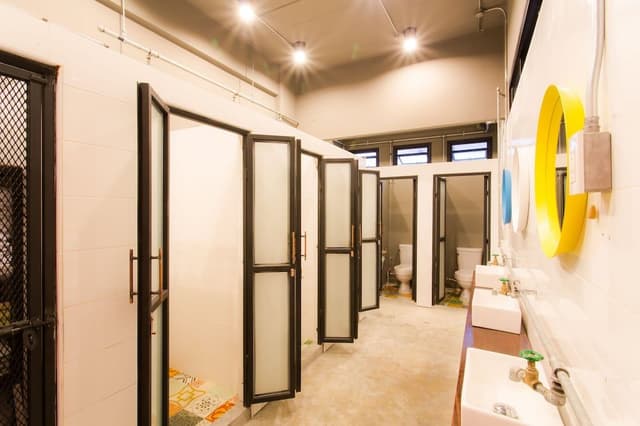 Family Room, Multiple Beds, Non Smoking, Shared Bathroom