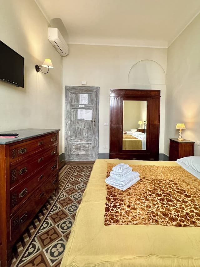 Triple Room, Private Bathroom (External)