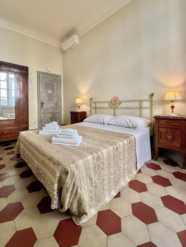 Double Room, Private Bathroom (External)
