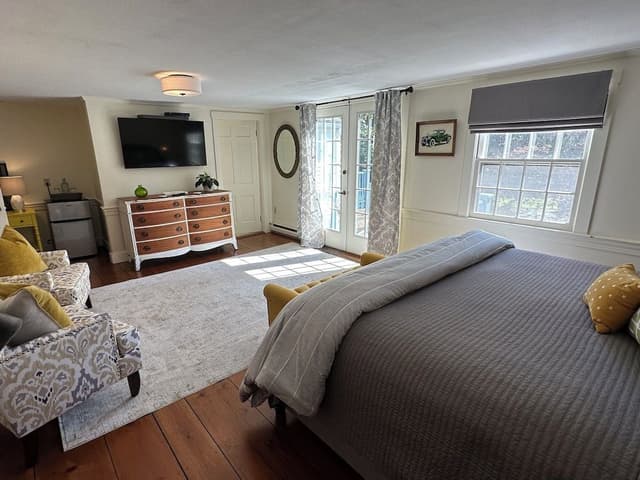 Deluxe Room, 1 King Bed