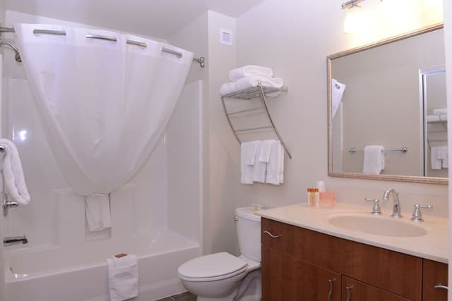 Suite, 2 Queen Beds