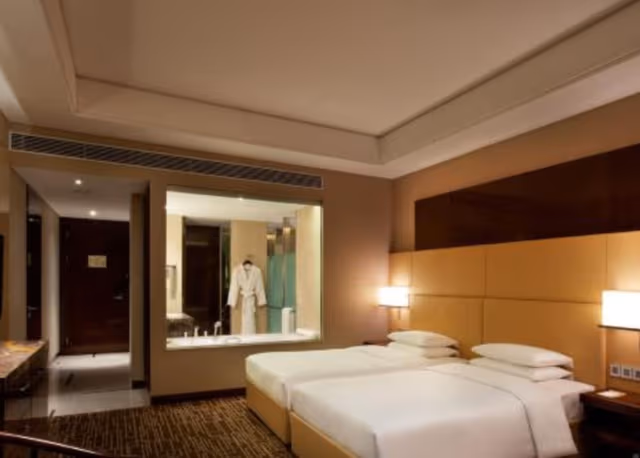 Club Room, 2 Twin Beds