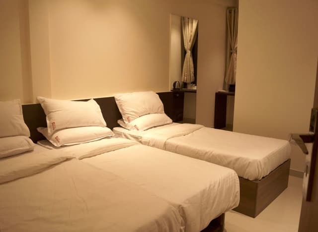 Special Triple Bed Room AC