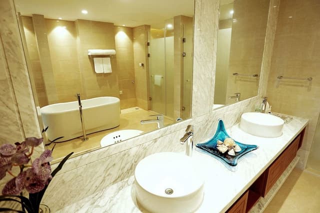 Deluxe Suite, Sea View