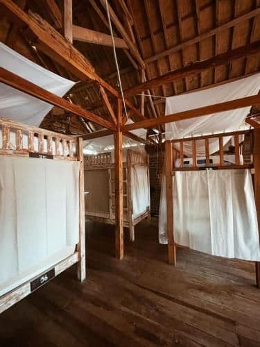 Dormitory Mixed Room 8 - 10