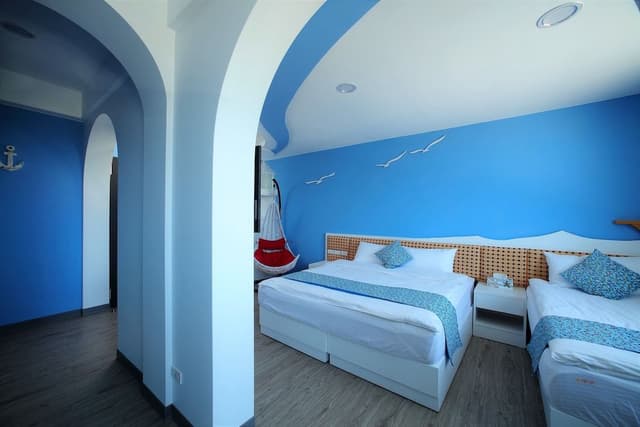 Standard Triple Room (Ocean)