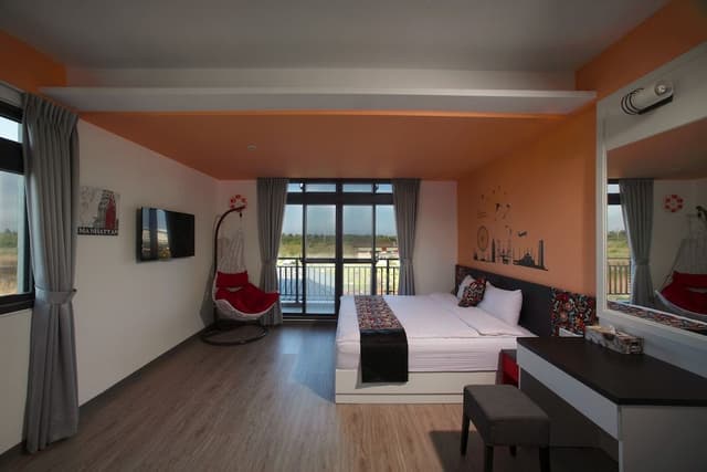 Standard Double Room (Vogue)