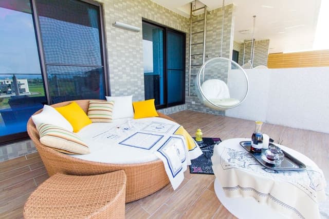 House, 5 Bedrooms