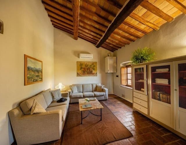 Villa, Garden View