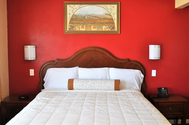 Deluxe Room, 1 King Bed