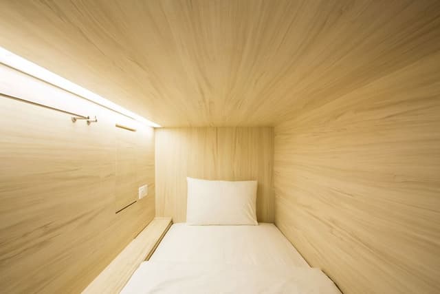 1 Single Bed In a Female Dorm For 12 People