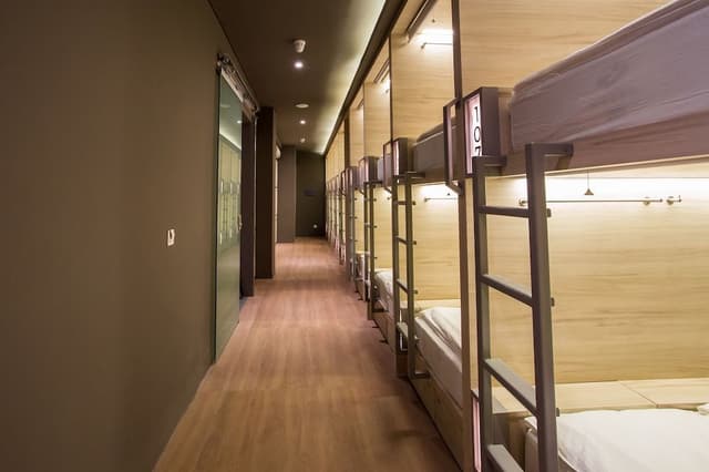 1 Single Bed In a Female Dorm For 12 People