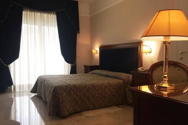 Deluxe Suite, Balcony