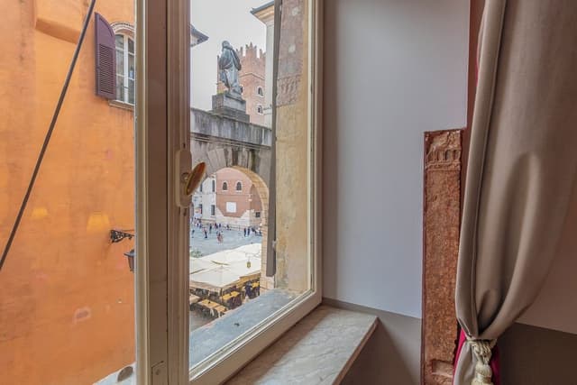 Premium Suite, City View