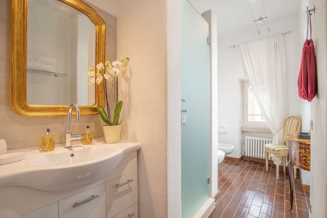 Executive Suite, City View