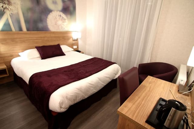 Double Room, Balcony