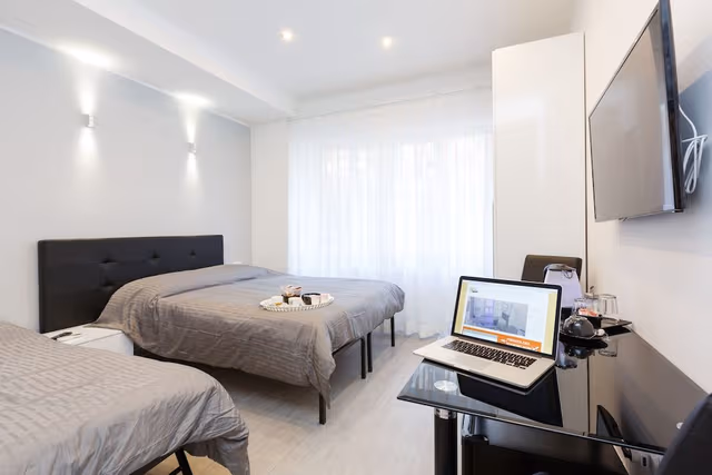 Triple Room, Multiple Beds, Non Smoking, Private Bathroom