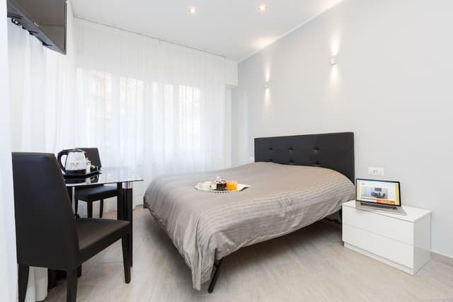 Twin Room, 2 Twin Beds, Non Smoking, Private Bathroom