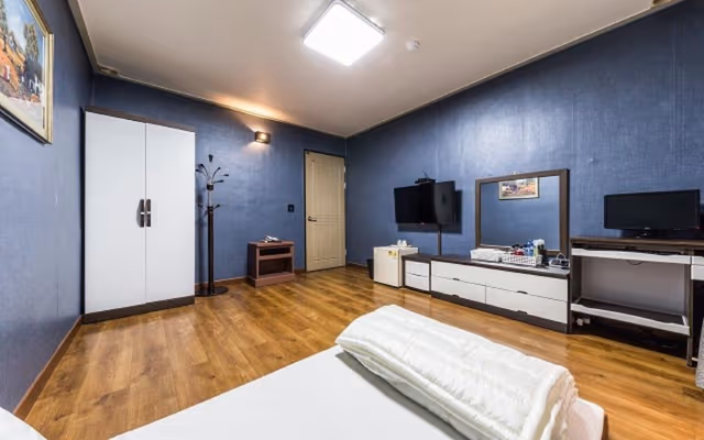 Traditional Room