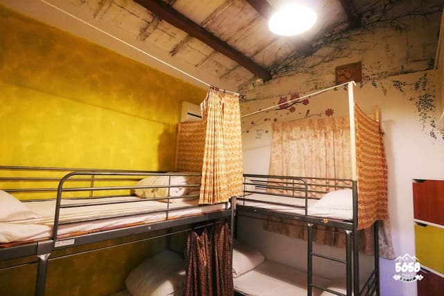 1 Bed in a Dormitory for 4