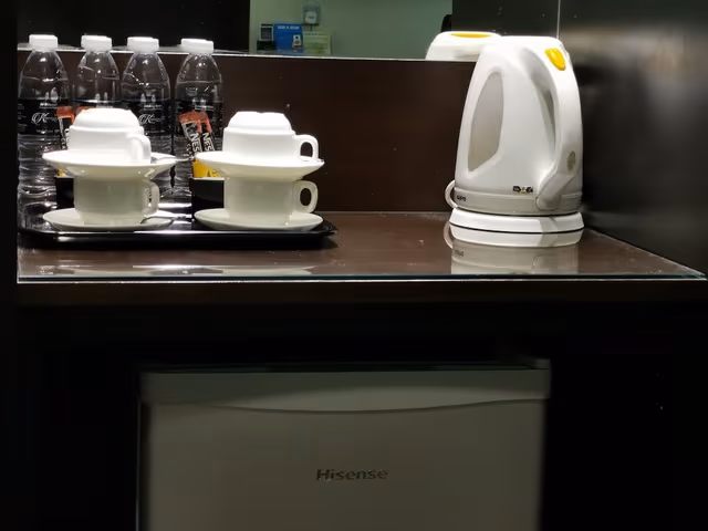 Raffles Suite