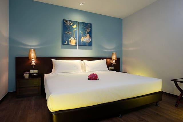 Deluxe King Room