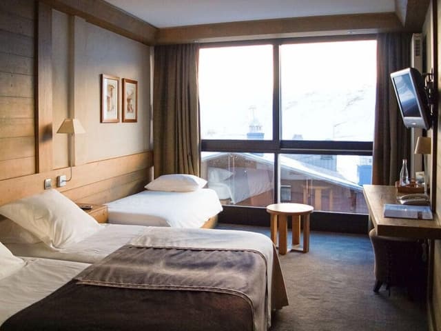Superior Triple Room, Non Smoking, Mountain View