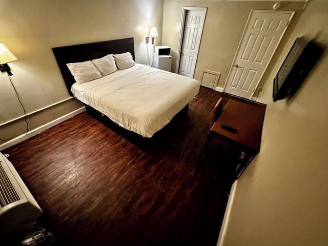 Room, 1 Queen Bed