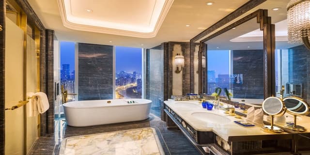 Executive Studio Suite