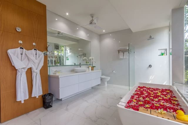 3 Bedroom Suite with Private Pool