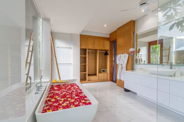 3 Bedroom Suite with Private Pool