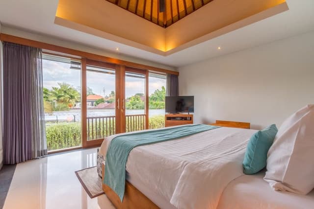 2 Bedroom Villa with Private Pool