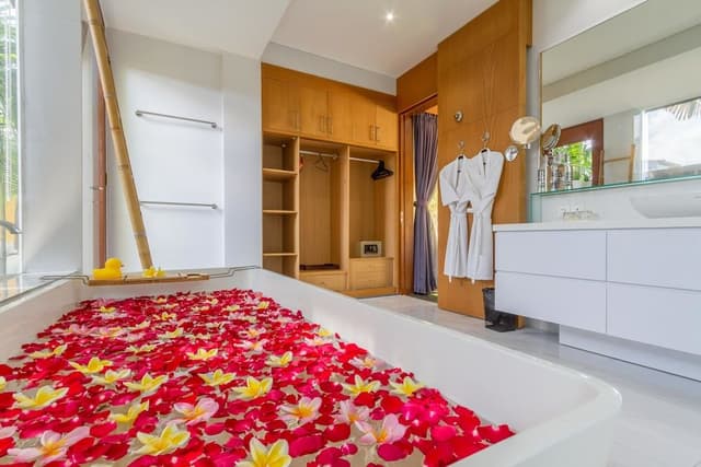 3 Bedroom Suite with Private Pool