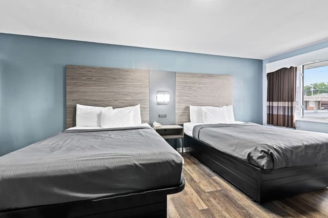 Room, 2 Queen Beds, Non Smoking