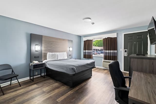 Room, 1 Queen Bed, Non Smoking