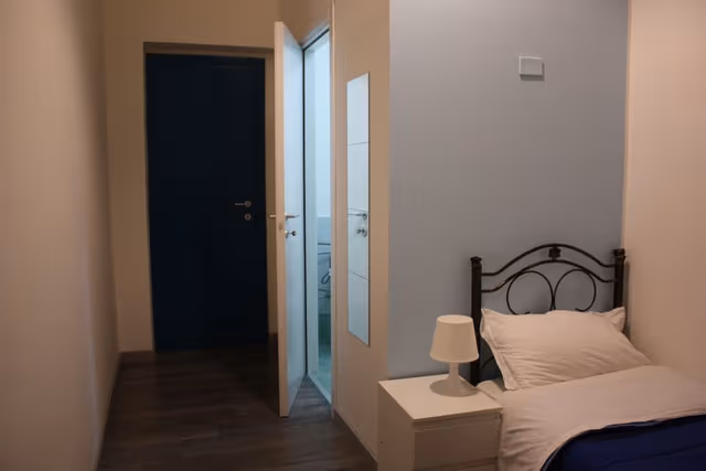 Traditional Single Room, Private Bathroom