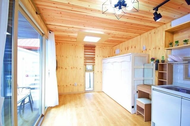 Studio (Jungbang Pokpo)