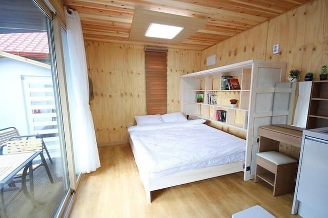 Studio (Jungbang Pokpo)