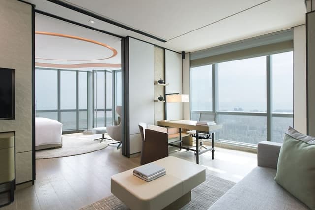 Executive Suite, 1 King Bed, Bay View