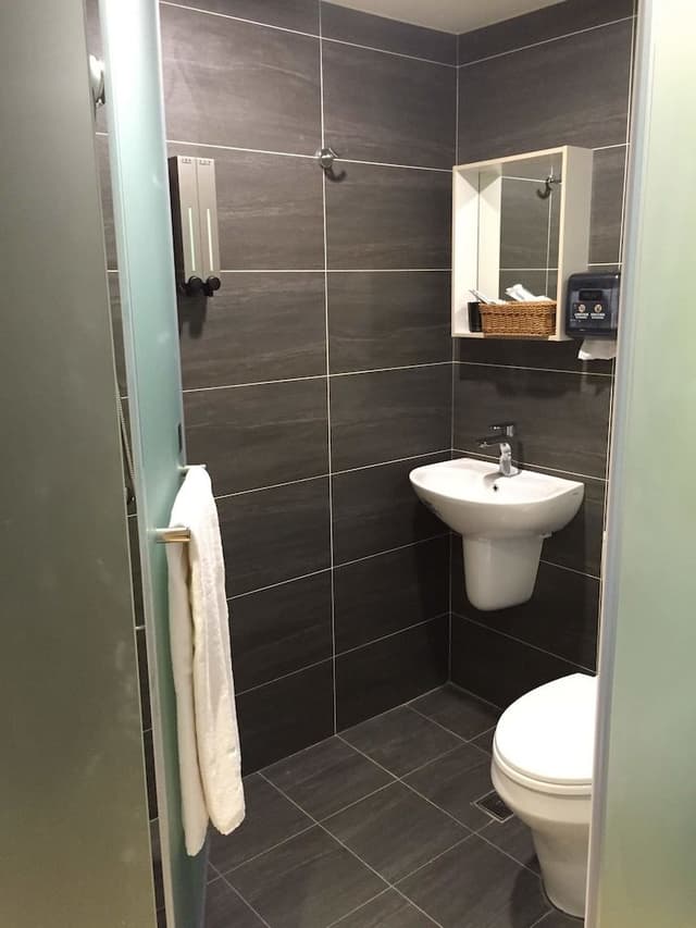 Economy Single Room