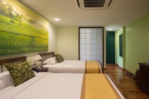 Deluxe Twin Bed