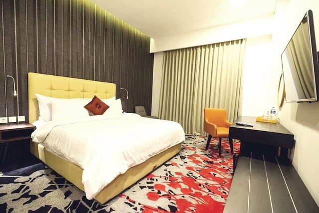 Standard Room, 1 King Bed