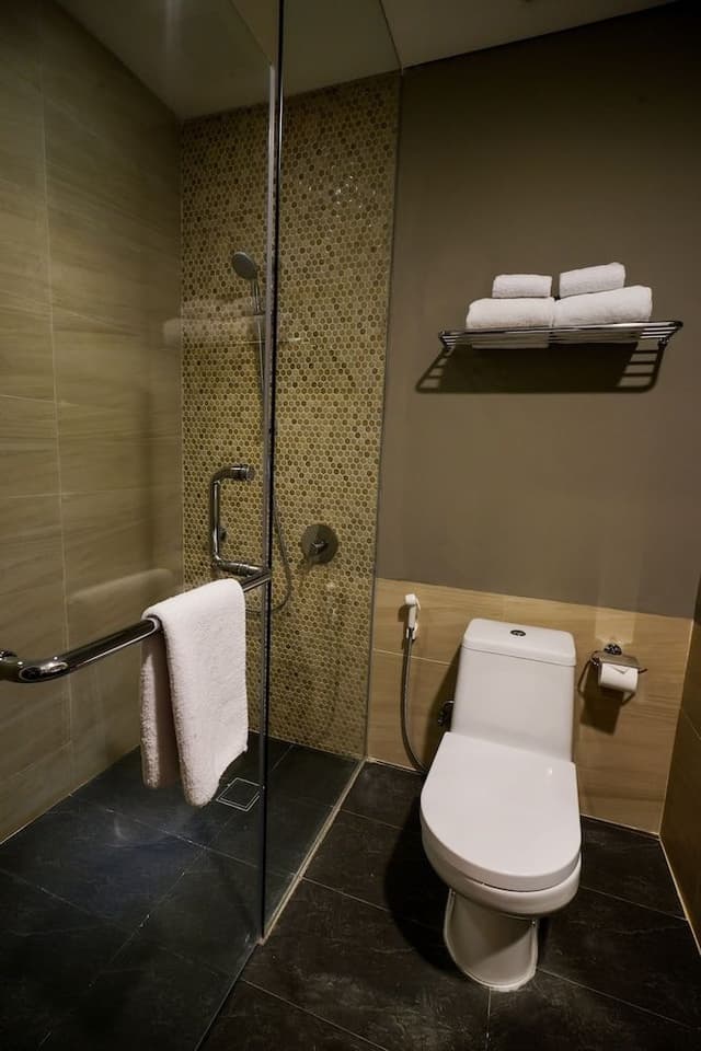 Standard Room, 1 King Bed