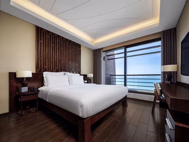 Deluxe Suite, 3 Bedrooms, Kitchen, Ocean View