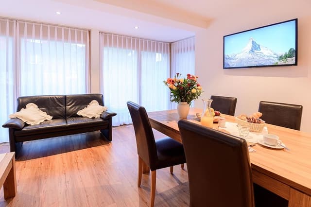 Master Apartment with Matterhorn view (6 Adults)